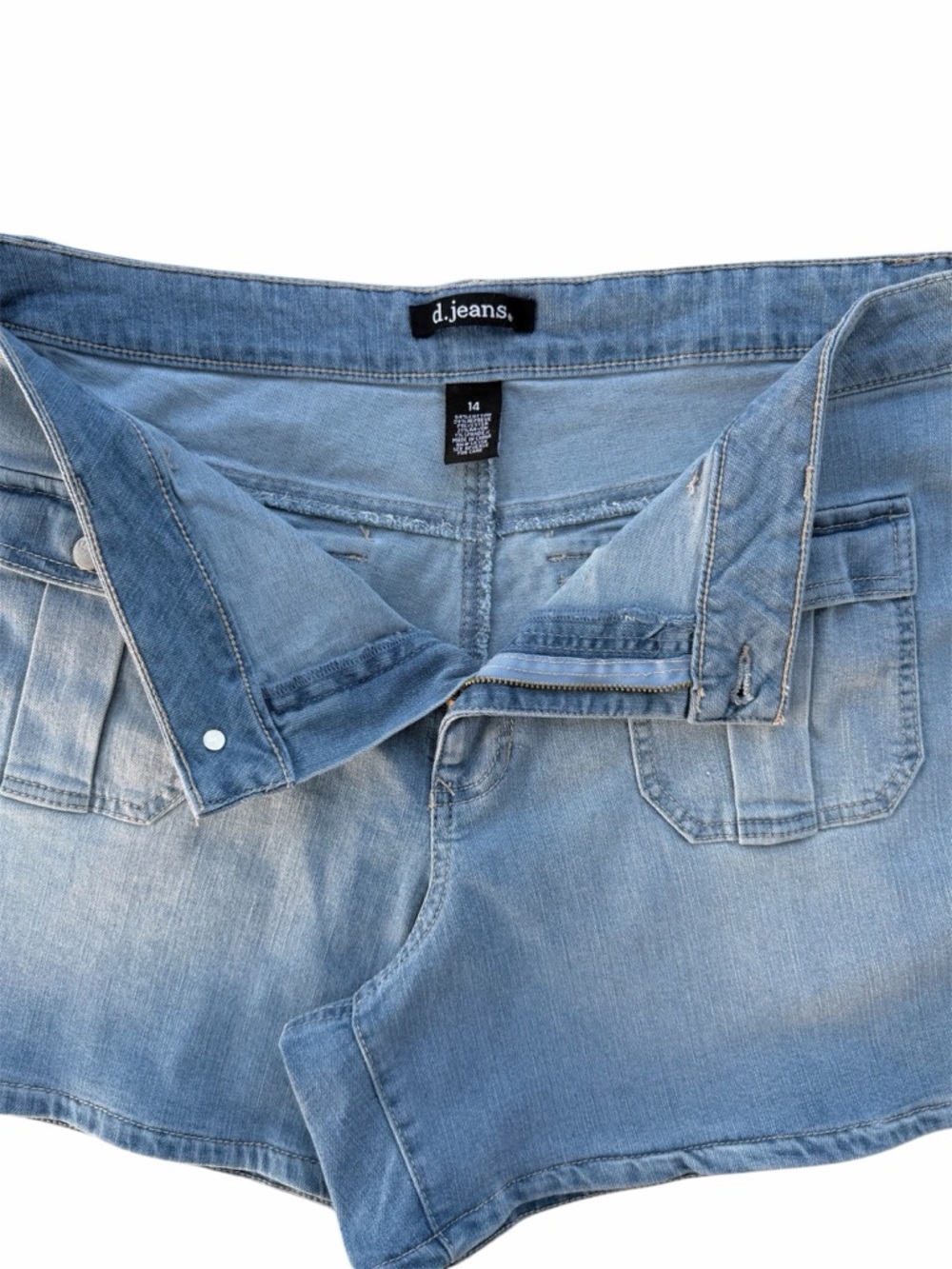 D. Jeans Light-Wash Cargo Utility High-Rise Stretch Denim Shorts ~ Women’s 14 - Picture 4 of 7